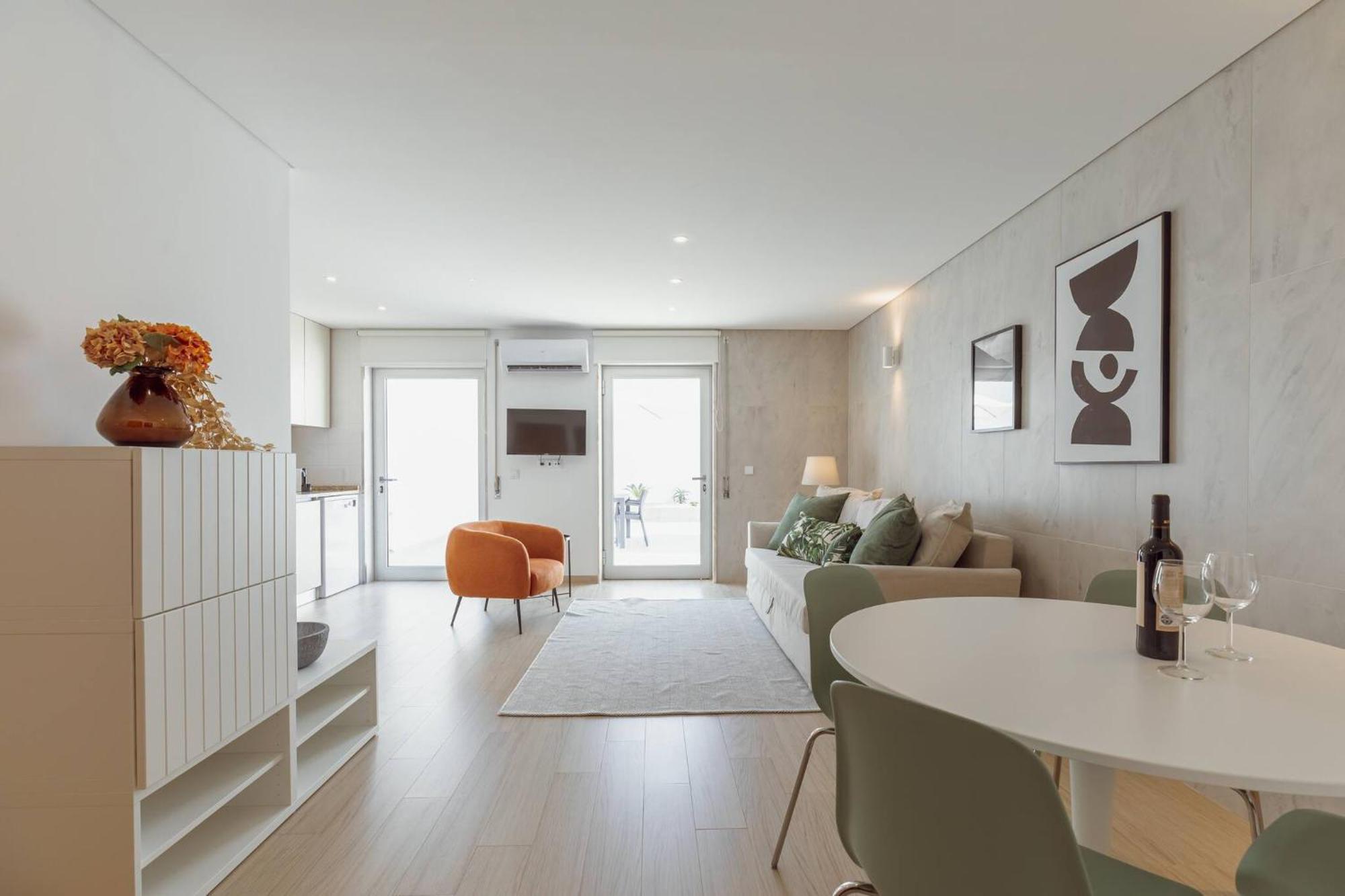 Stylish Apartment With Terrace By Hosty Porto Exterior foto